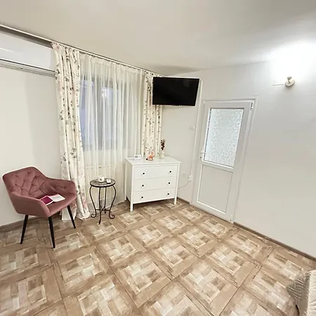 Lakeviewhouse2 בית הארחה *