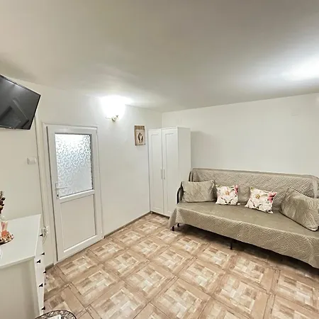 Lakeviewhouse2 בית הארחה *